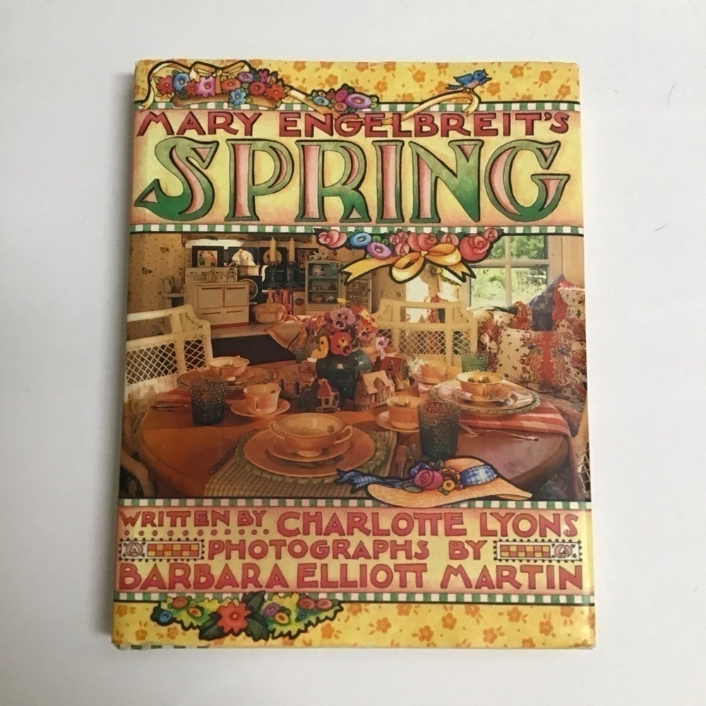 Mary Engelbreit's Spring Easy Craft Book Mini Hardcover by Charlotte Lyons 1997